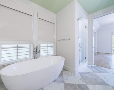 81 Delmont Drive - Photo Thumbnail 42