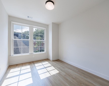 81 Delmont Drive - Photo Thumbnail 49