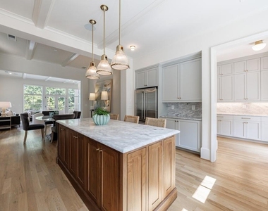 81 Delmont Drive - Photo Thumbnail 18