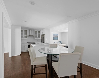 1744 Woodcliff Place Ne - Photo Thumbnail 7