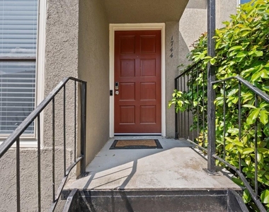 1744 Woodcliff Place Ne - Photo Thumbnail 1