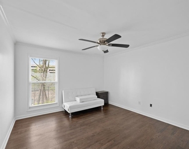 1744 Woodcliff Place Ne - Photo Thumbnail 23