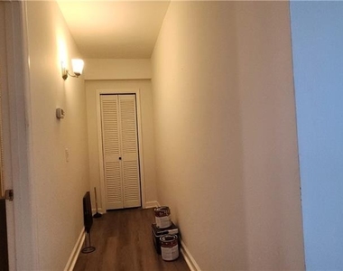 16 S East Street - Photo Thumbnail 17