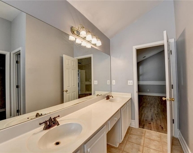 2072 Fairport Way - Photo Thumbnail 39