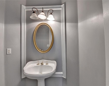 2072 Fairport Way - Photo Thumbnail 26