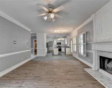 2072 Fairport Way - Photo Thumbnail 25