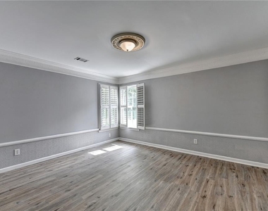 2072 Fairport Way - Photo Thumbnail 40