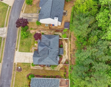 2072 Fairport Way - Photo Thumbnail 56