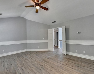 2072 Fairport Way - Photo Thumbnail 36