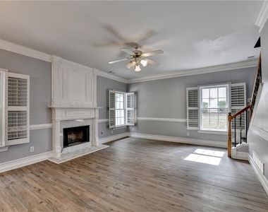 2072 Fairport Way - Photo Thumbnail 22