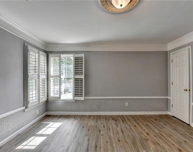 2072 Fairport Way - Photo Thumbnail 41