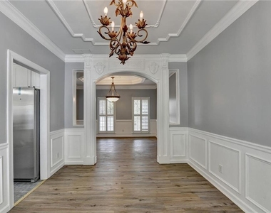 2072 Fairport Way - Photo Thumbnail 13