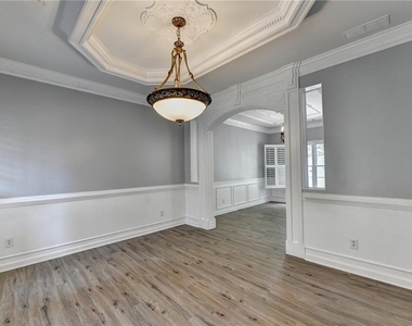 2072 Fairport Way - Photo Thumbnail 7