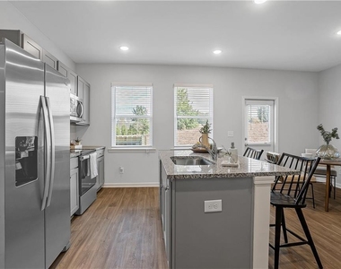1150 Hunter Trail - Photo Thumbnail 13