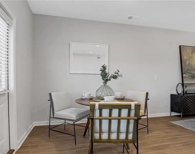 1150 Hunter Trail - Photo Thumbnail 11