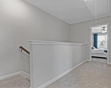1150 Hunter Trail - Photo Thumbnail 17