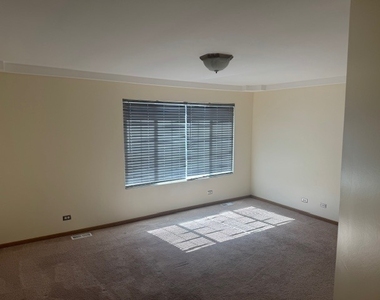 2520 Cedar Glen Drive N - Photo Thumbnail 6