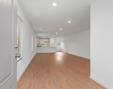 1525 San Sebastien Drive - Photo Thumbnail 1