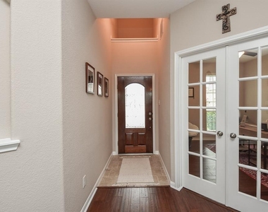 7002 Edwanna Lane - Photo Thumbnail 2