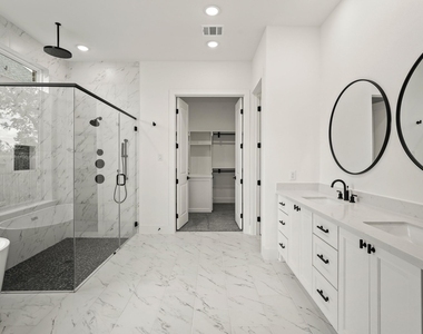3607 Wellborn Drive - Photo Thumbnail 8