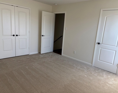 20615 Silver Tea Avenue - Photo Thumbnail 24