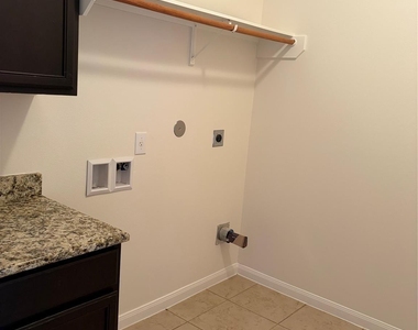 20615 Silver Tea Avenue - Photo Thumbnail 23