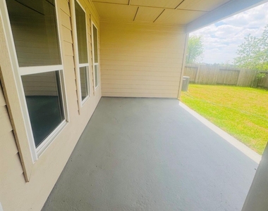 20615 Silver Tea Avenue - Photo Thumbnail 44