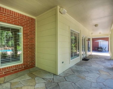 10819 Lake Windcrest - Photo Thumbnail 44