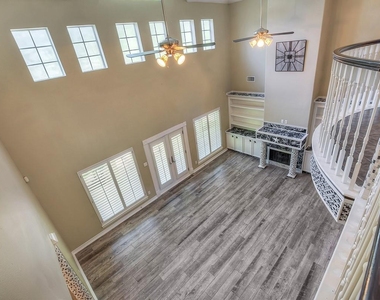 10819 Lake Windcrest - Photo Thumbnail 38