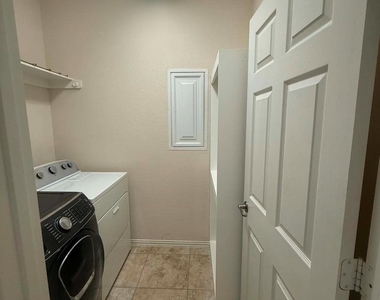 19806 Amber Village Lane - Photo Thumbnail 39