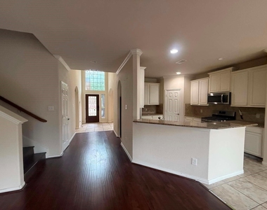 19806 Amber Village Lane - Photo Thumbnail 13