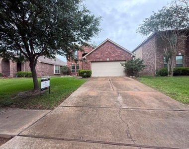 19806 Amber Village Lane - Photo Thumbnail 1