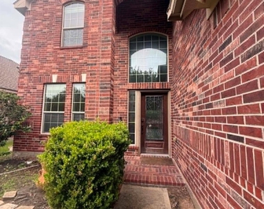 19806 Amber Village Lane - Photo Thumbnail 4