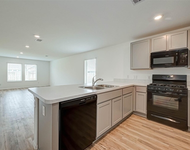 3426 Golden Amber Court - Photo Thumbnail 6