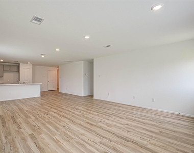 3426 Golden Amber Court - Photo Thumbnail 3