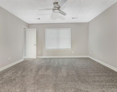 2611 Desert Sage Drive - Photo Thumbnail 12