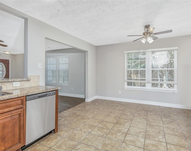 2611 Desert Sage Drive - Photo Thumbnail 10