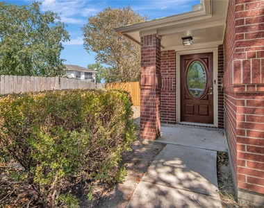 2611 Desert Sage Drive - Photo Thumbnail 1