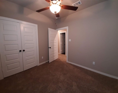 25148 Pacific Wren Drive - Photo Thumbnail 10