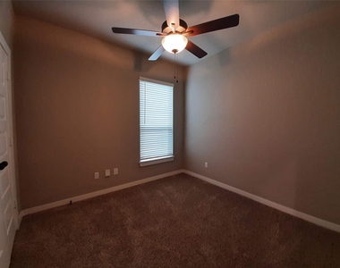 25148 Pacific Wren Drive - Photo Thumbnail 13