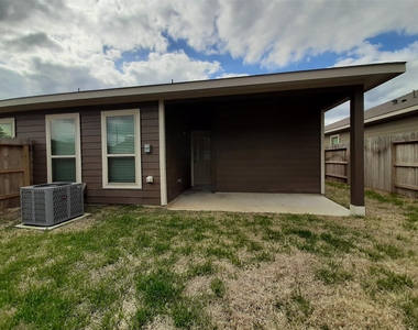 25148 Pacific Wren Drive - Photo Thumbnail 20