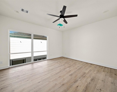 2722 Nagle Street - Photo Thumbnail 26