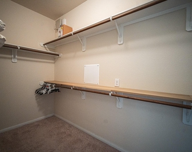 4138 Falvel Shadow Creek Drive - Photo Thumbnail 19