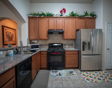 4138 Falvel Shadow Creek Drive - Photo Thumbnail 8
