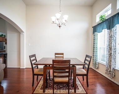 4138 Falvel Shadow Creek Drive - Photo Thumbnail 2