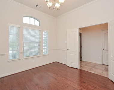 7215 Casita Drive - Photo Thumbnail 5