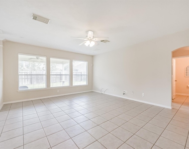 2601 Hewn Rock Way - Photo Thumbnail 7