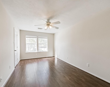 2601 Hewn Rock Way - Photo Thumbnail 28