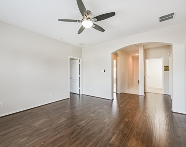 2601 Hewn Rock Way - Photo Thumbnail 46