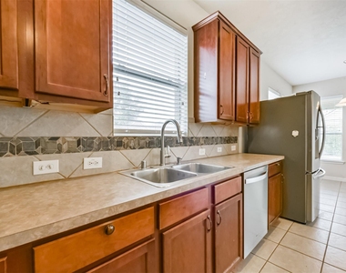 2601 Hewn Rock Way - Photo Thumbnail 13